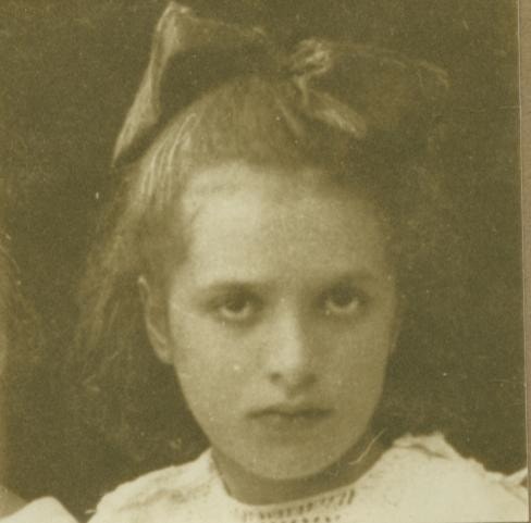 Esphyr Slobodkina at age 6.