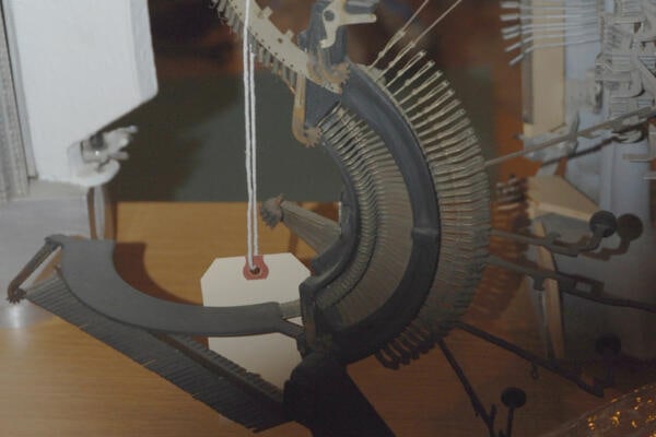 Sculpture Typewriter Bird